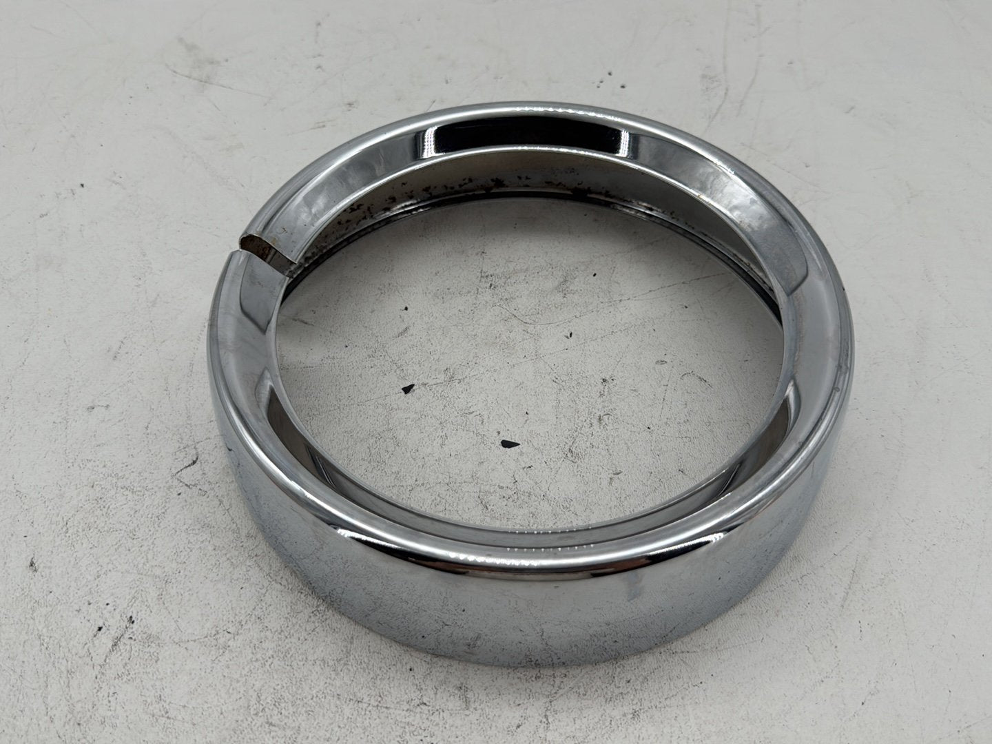 1996 Harley Road King Touring Police FLHPI OEM Headlight Mount Bracket Ring Circle Trim