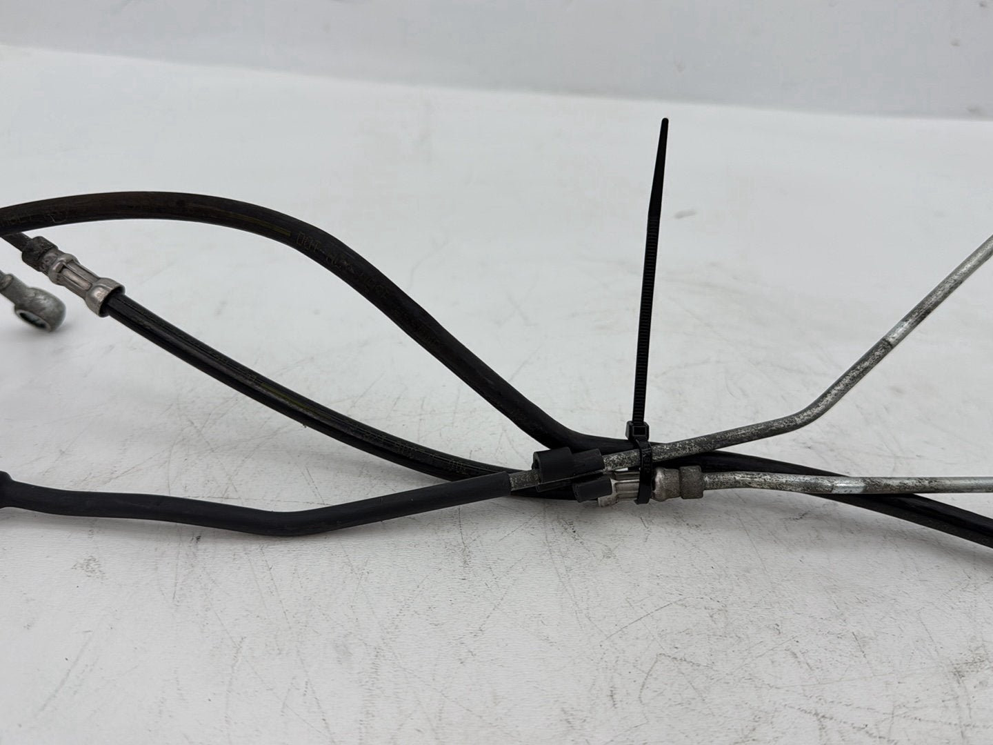 2008 Harley Touring FLHTCU Electra Glide Ultra OEM Front Brake Hose Line Pipe ABS