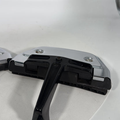 1999 - 2006 Harley-Davidson Touring Electra Glide Classic Left & Right Passenger Floorboard Foot Rest 52719-93B