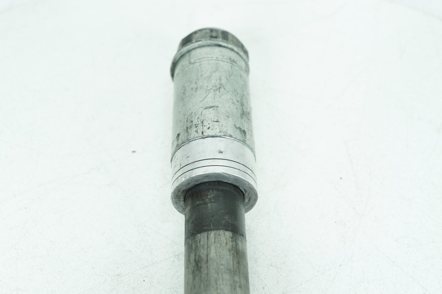 2007 - 2013 Harley-Davidson Softail Heritage Classic Rear Wheel Axle Bolt Shaft  	41641-08