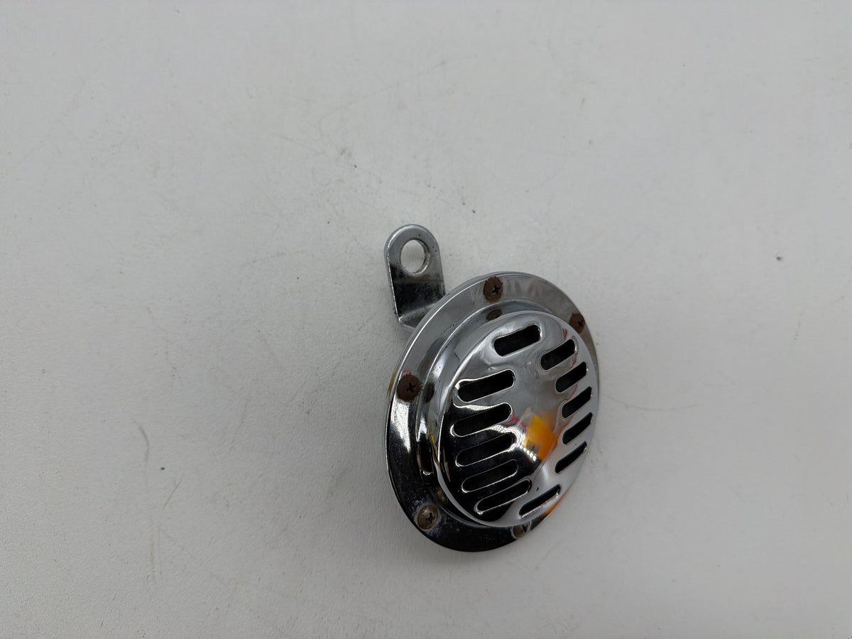 1994 Harley Softail Custom FXSTC OEM Horn Signal Klaxon Chrome Cover