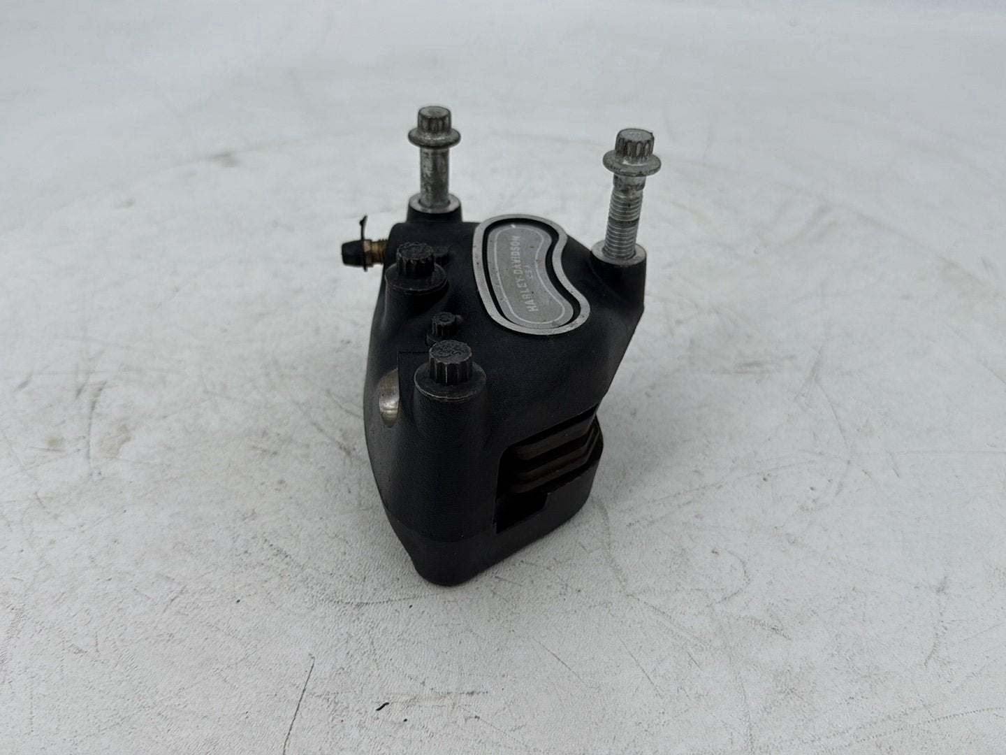 1999 - 2006 Harley-Davidson Touring Electra Glide Ultra Front Right 1 Brake Caliper 44023-00C