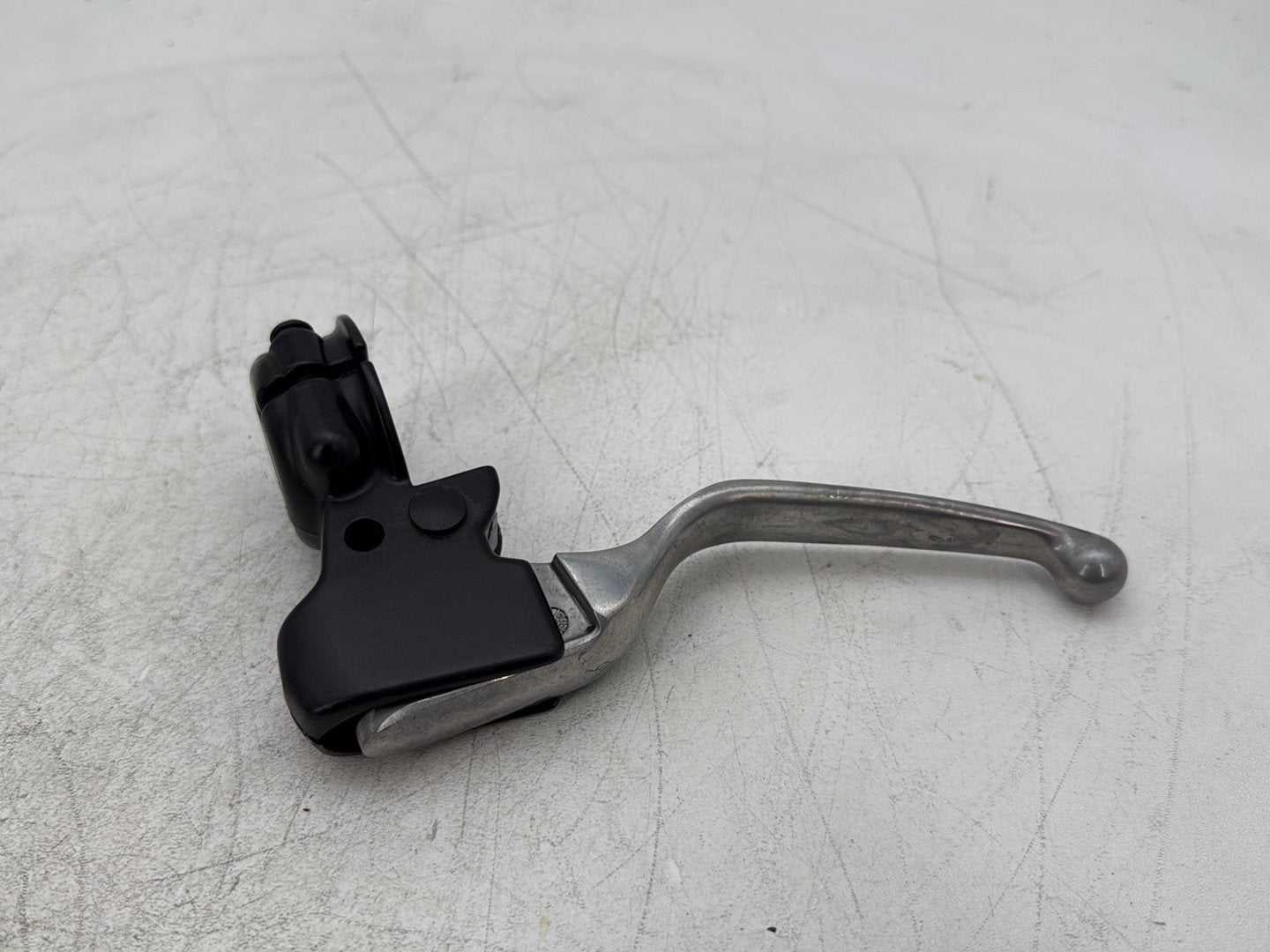 2010 Harley Street Glide Touring FLHX OEM Front Left Hand Clutch Control Lever