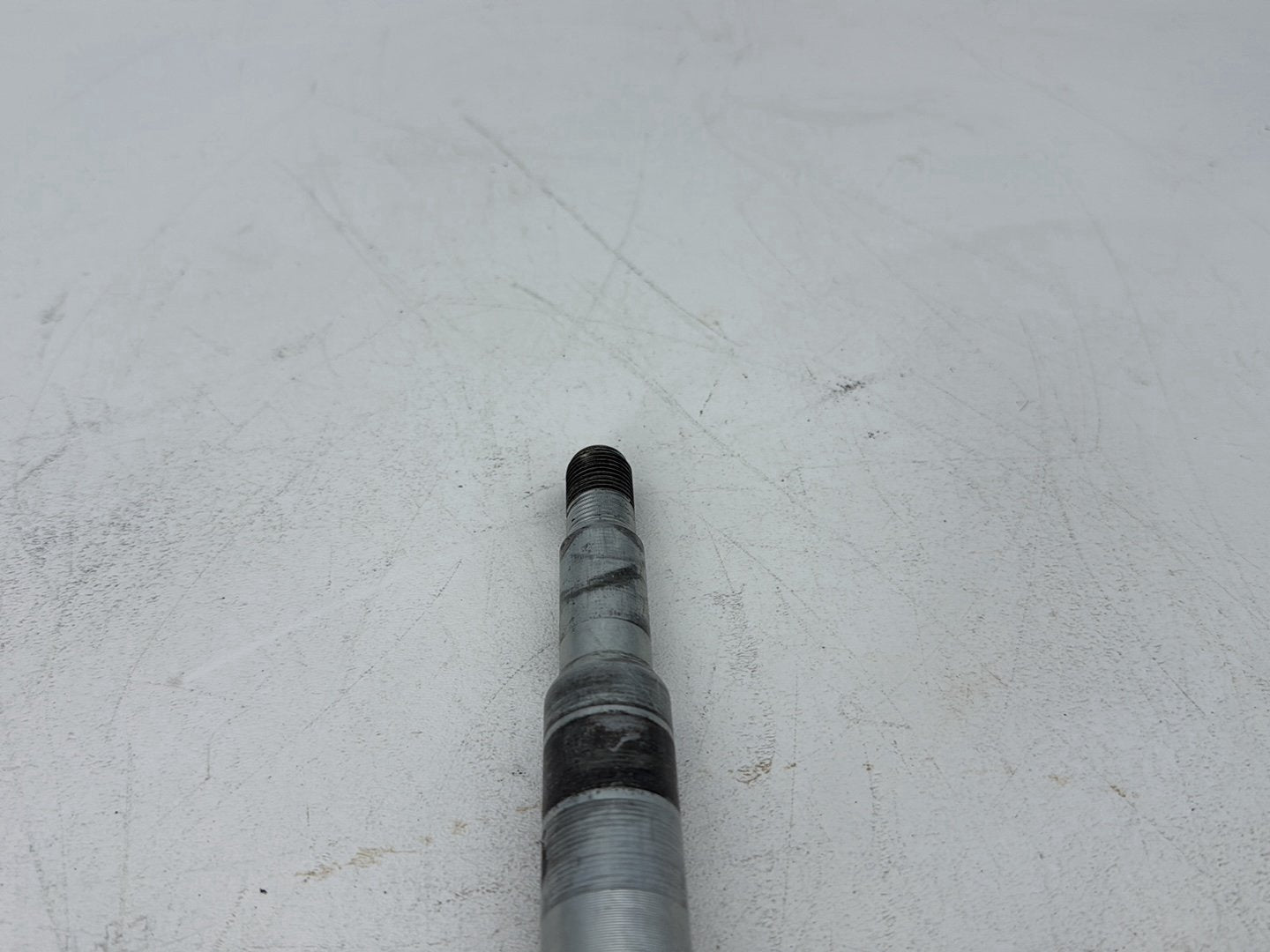 2017 Harley Road Glide Touring FLTRXS OEM Front Wheel Axle Bolt Shaft 41547-07A