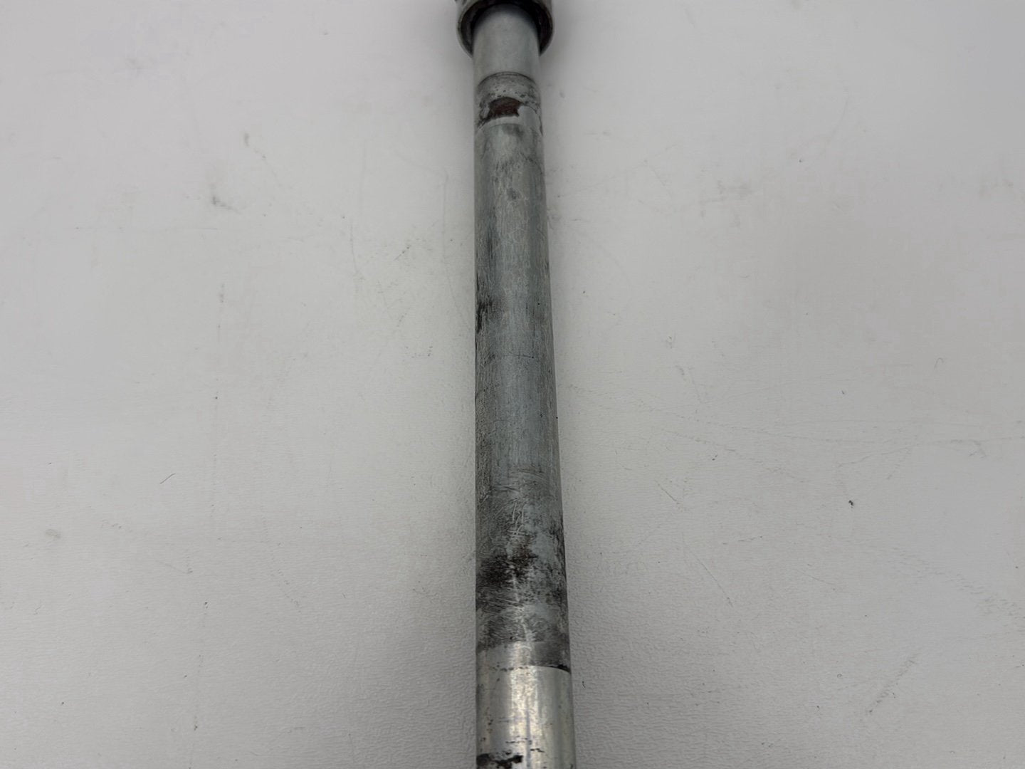 2003 Harley Sportster XL1200C 1200 Custom Anniversary OEM Rear Wheel Axle Bolt Shaft