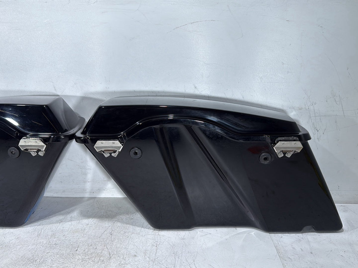 2005 Harley Road King Touring Police OEM Left Right Saddlebags Luggage NOKey