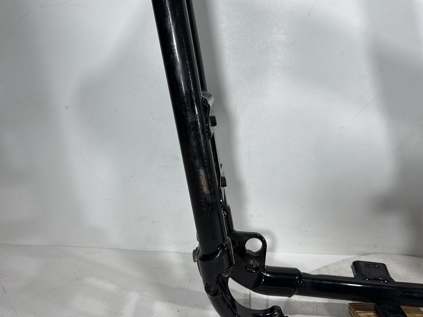 2009 Harley Sportster XL1200C 1200 Custom OEM Body Main Frame Chassis SLVG
