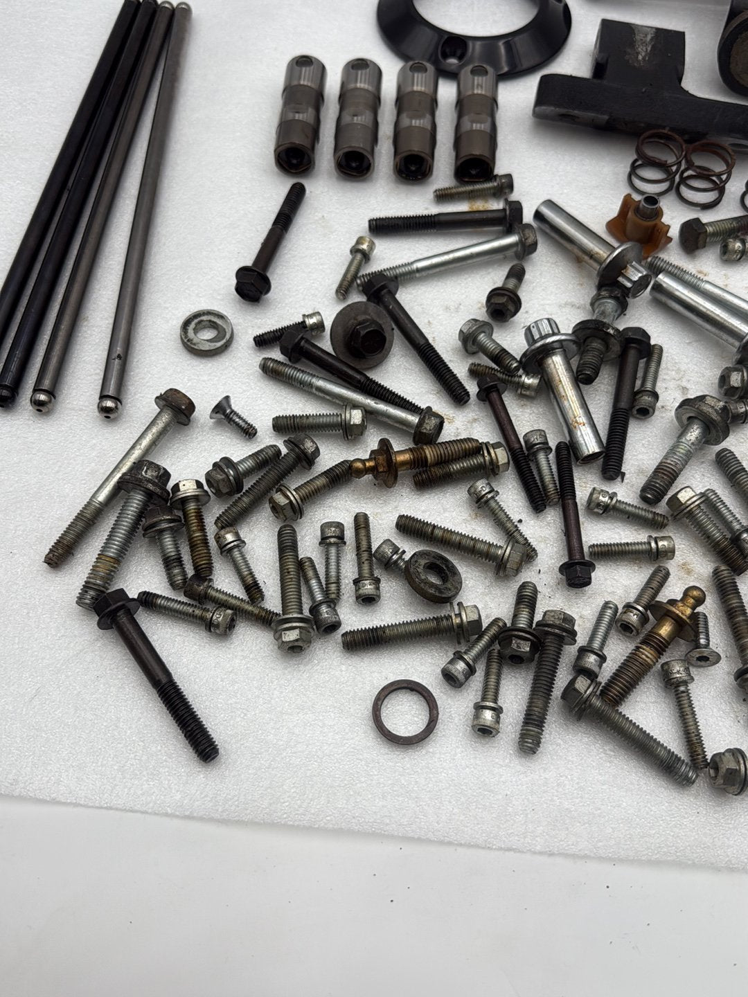2007 - 2017 Harley-Davidson Dyna Wide Glide Engine Motor Hardware Bolts Brackets Bushing 17939-99