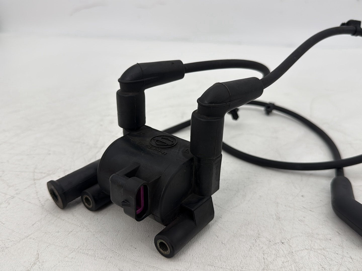 2015 Harley Touring FLHXS Street Glide OEM Ignition Coil Spark Plugs Cable