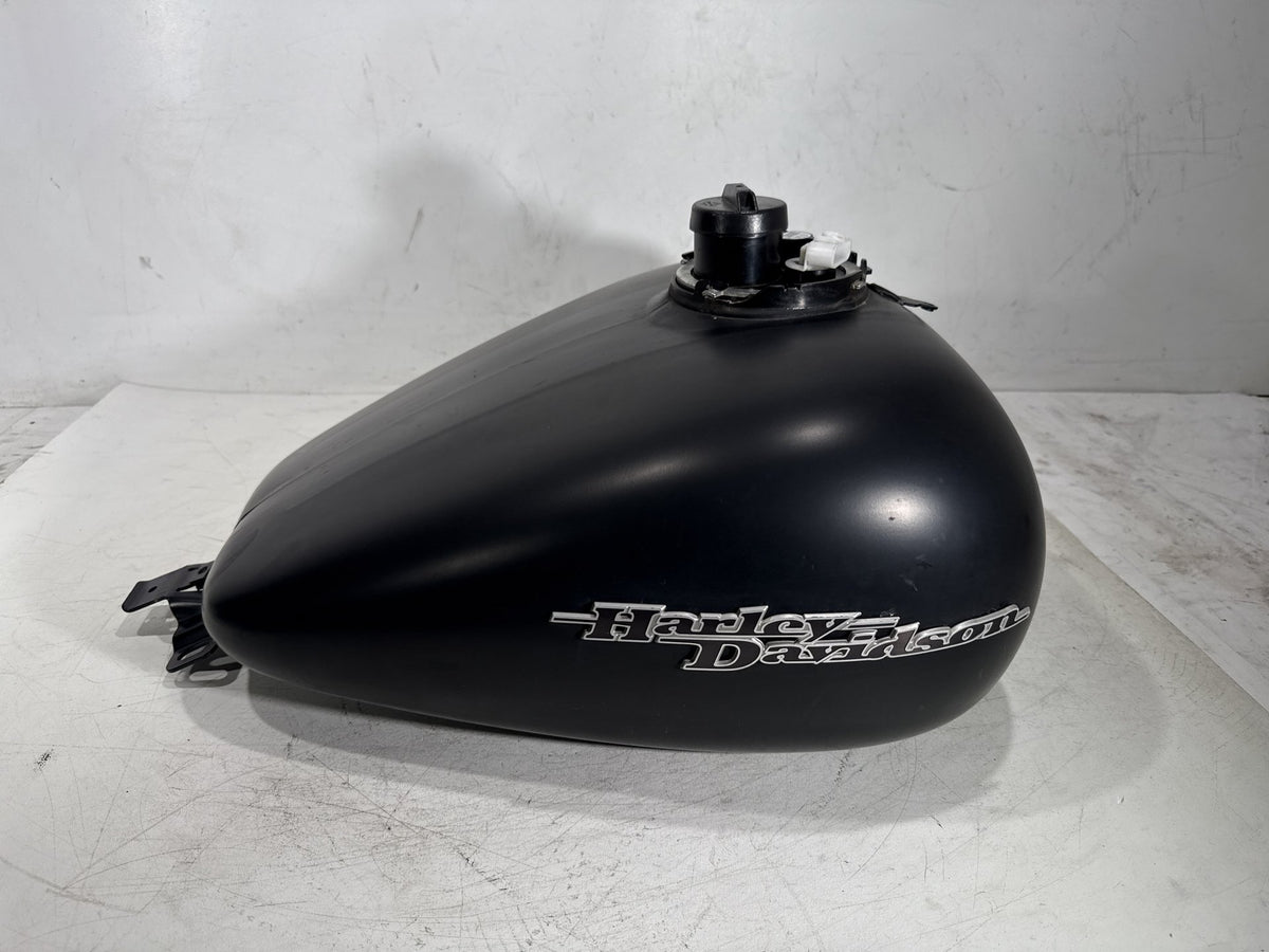 2013 Harley Street Glide Touring FLHX OEM Fuel Gas Tank Gasoline Reservoir
