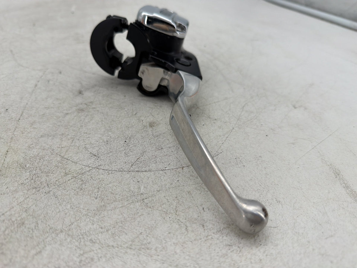 2015 Harley Electra Glide Touring OEM Front Right Brake Lever Master Cylinder