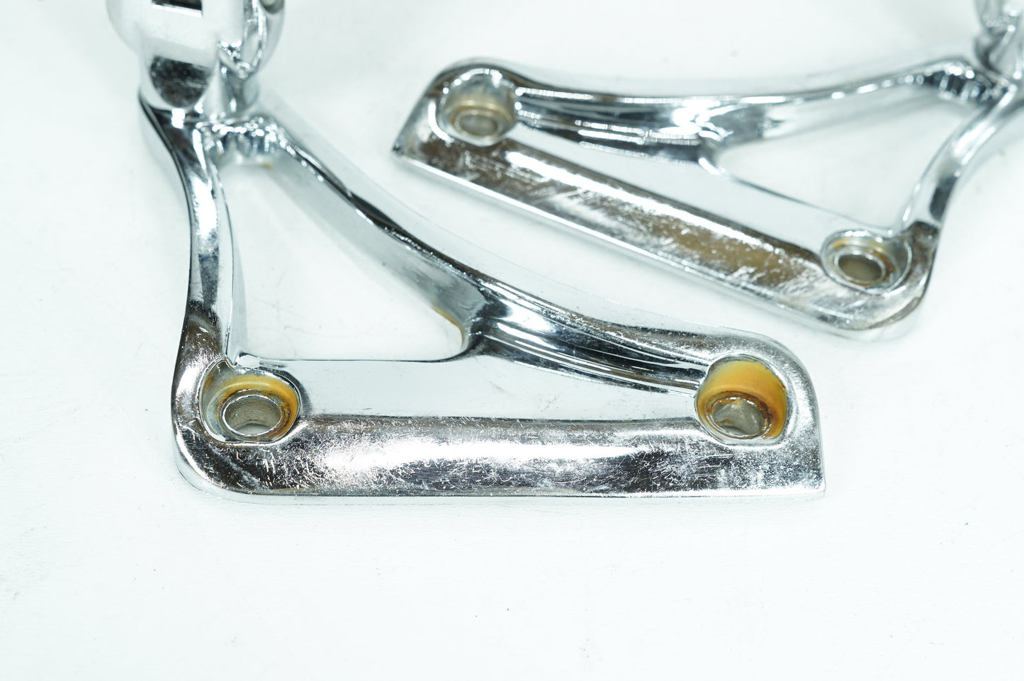 2007 - 2012 Harley-Davidson Softail Heritage Classic Passenger Left & Right Foot Pegs  	33189-63