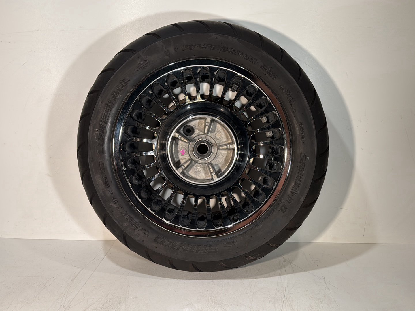 2008 - 2016 Harley-Davidson Touring Electra Glide Ultra Rear Wheel Rim Tire 42196-10
