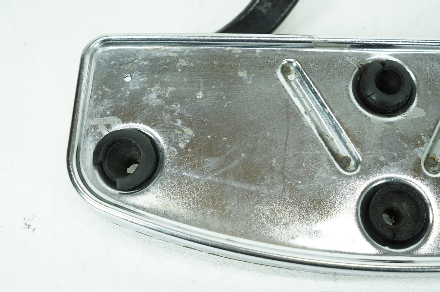 1999 - 2006 Harley-Davidson Touring Road King Police Right Driver 1 Floorboard Foot Rest 50621-79A