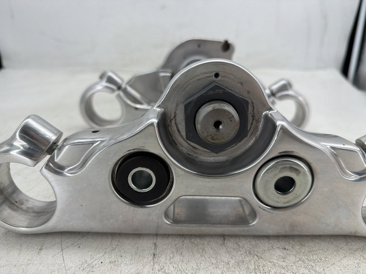 2012 Harley Dyna Fat Bob FXDF 103 OEM Front Fork Upper Lower Triple Tree
