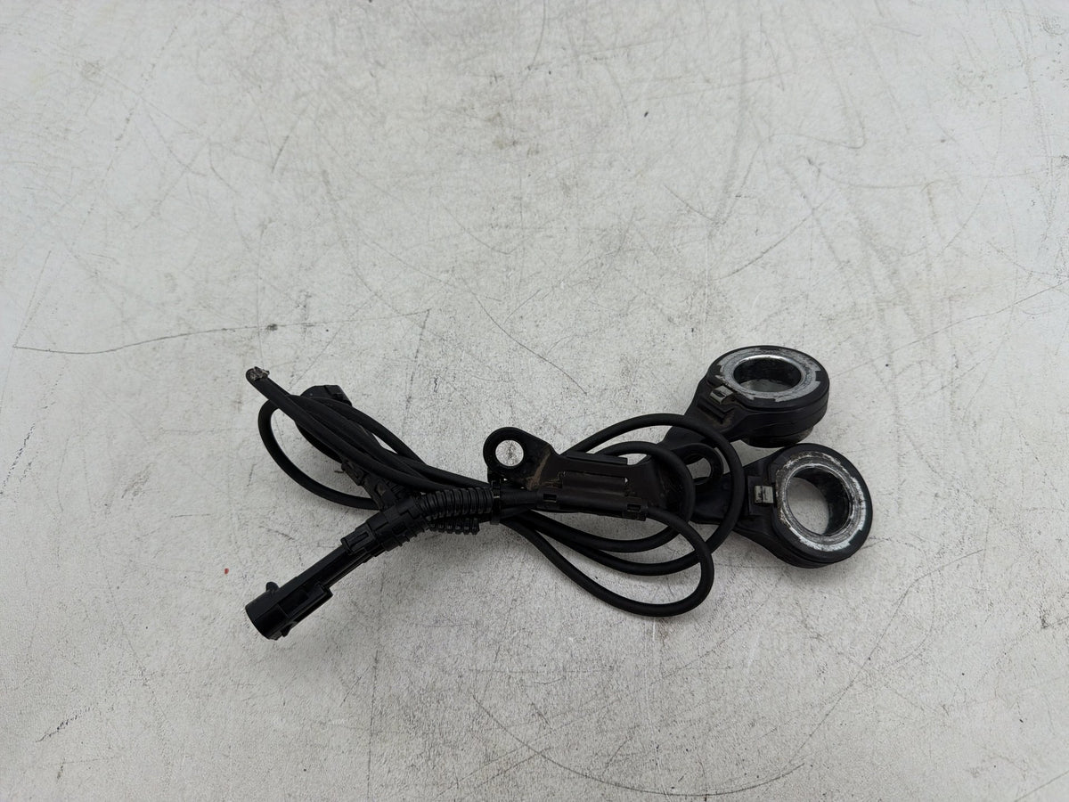 2015 Harley Electra Glide Touring Ultra OEM Front & Rear Wheel ABS Speed Sensors