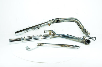 2007 - 2012 Harley-Davidson Softail Heritage Classic Exhaust Header Pipes Muffler Vance & Hines 66780-07
