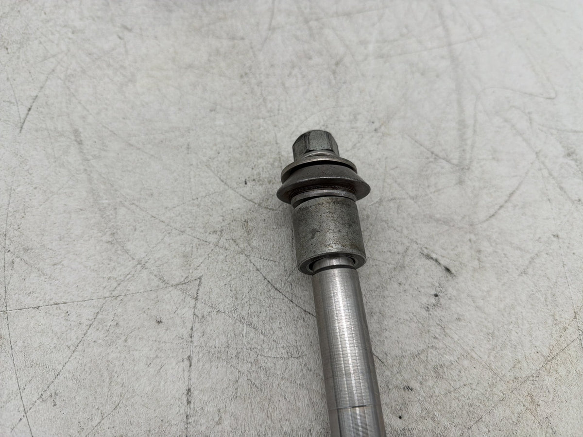 2004 Harley Heritage Softail Classic FLSTCI OEM Front Wheel Axle Bolt Shaft