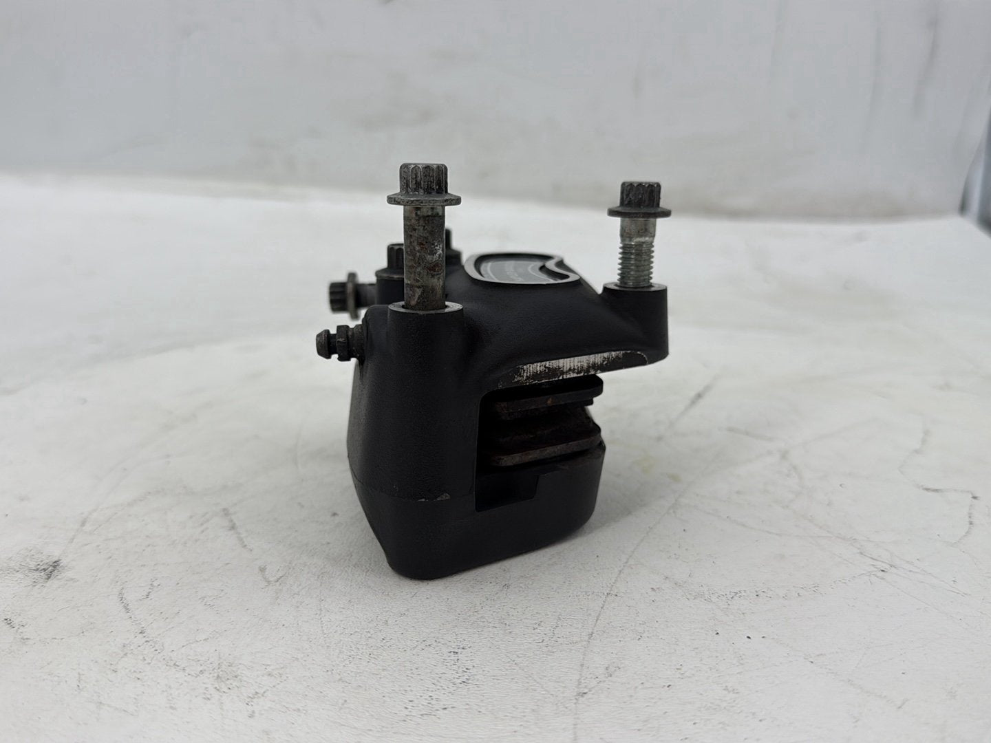 2006 Harley Dyna Super Glide Custom FXDCI OEM Front Left 1 Brake Caliper