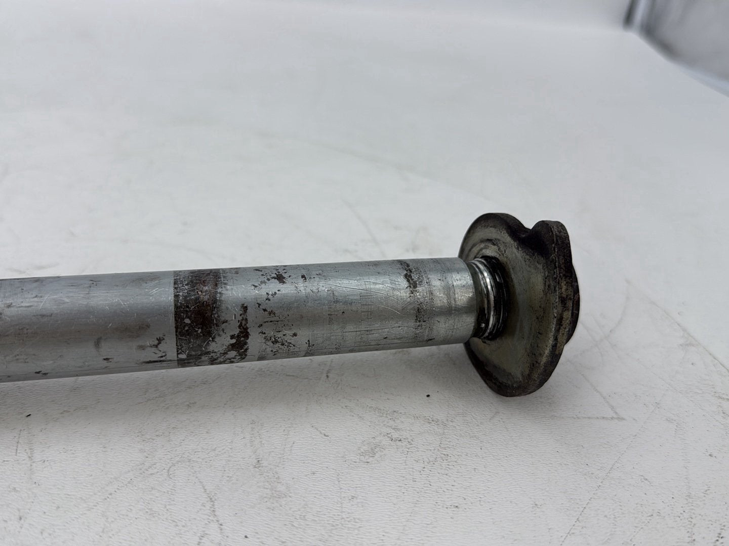 2007 - 2012 Harley-Davidson Touring Electra Glide Ultra Rear Wheel Axle Bolt Shaft