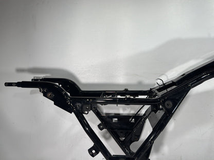 2005 Harley Electra Glide Touring Ultra FLHTCUI OEM Body Main Frame Chassis SLVG