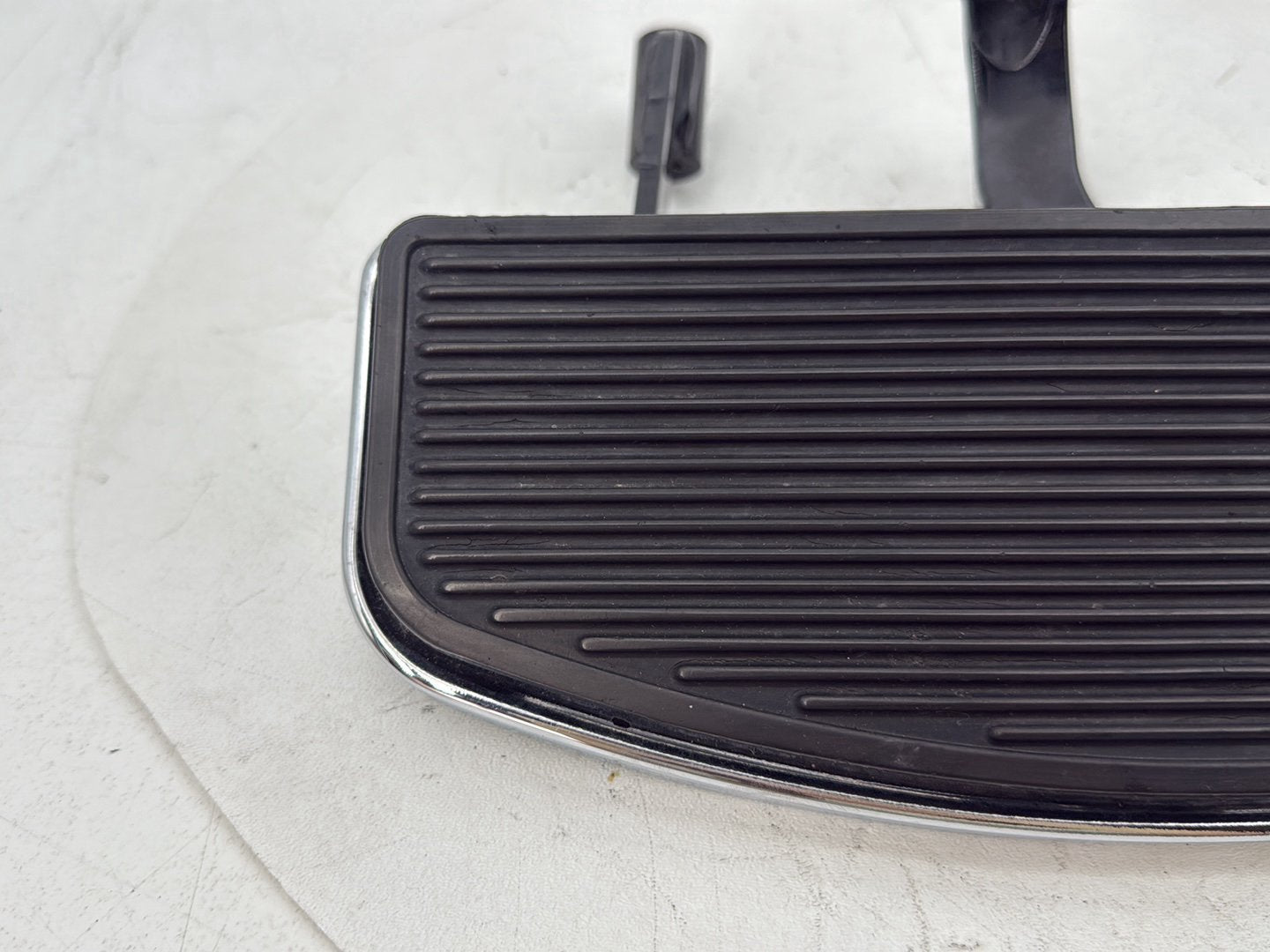 2008 - 2016 Harley-Davidson Touring Electra Glide Ultra Left Driver 1 Floorboard Foot Rest 50621-06