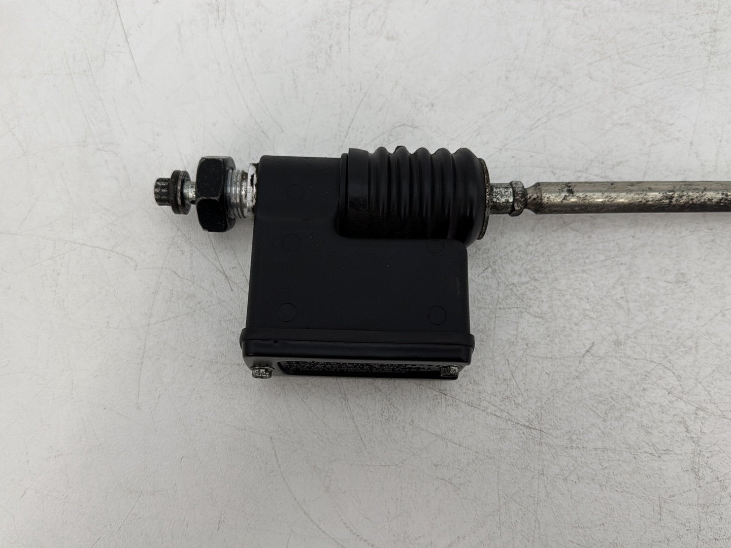 1999 - 2006 Harley-Davidson Dyna Super Glide Rear Brake Master Cylinder Reservoir 42474-90B