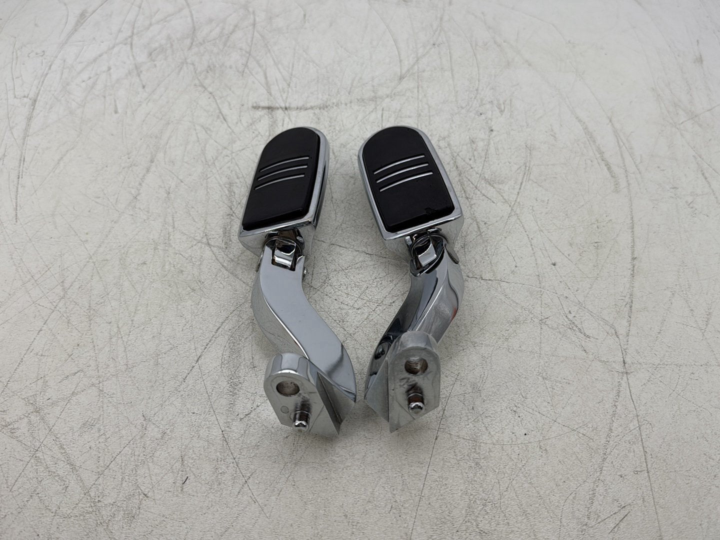 2012 Harley Street Glide Touring FLHX OEM Passenger Left & Right Foot Pegs