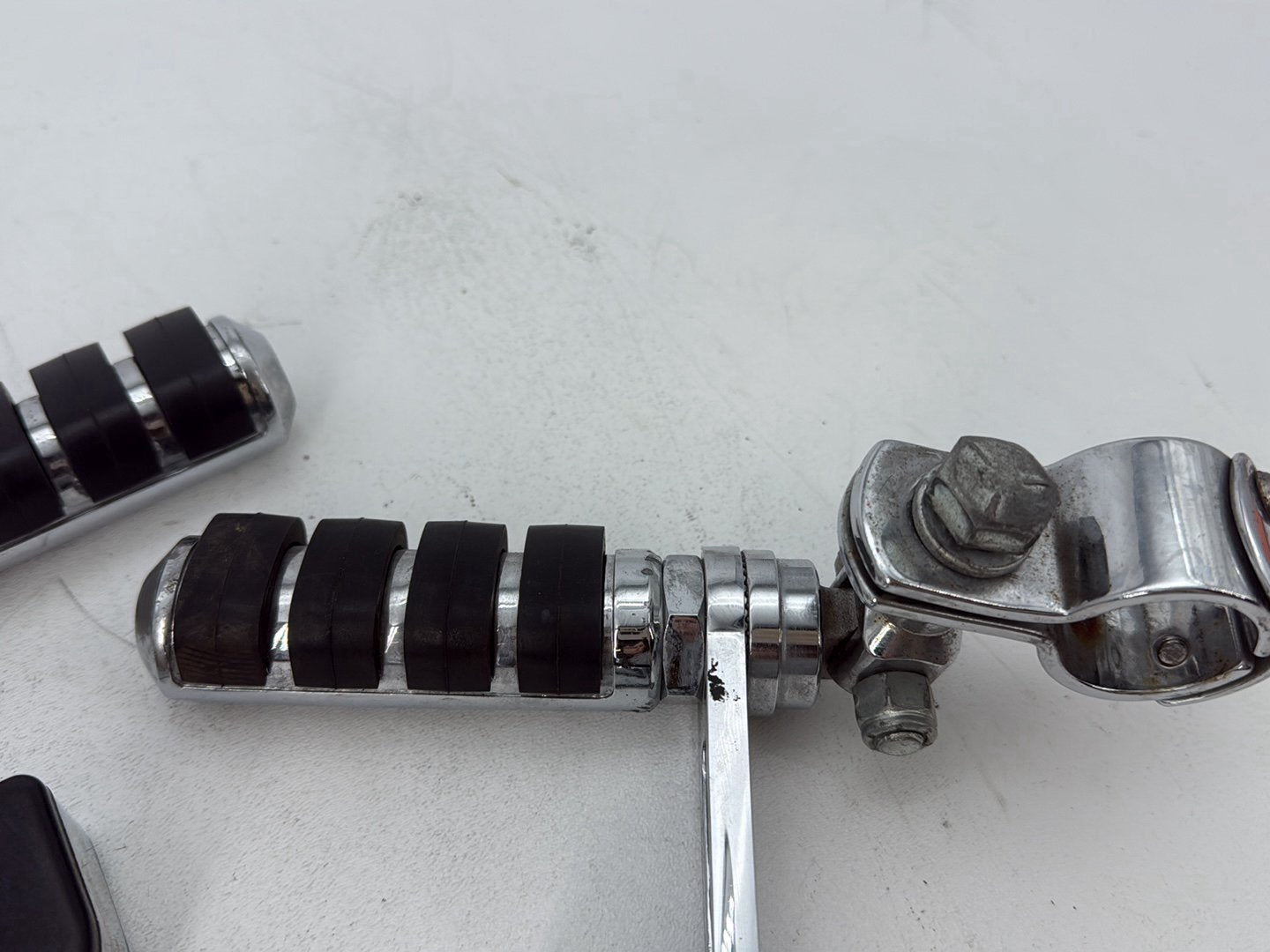 1998 Harley Road King Touring FLHRCI Classic OEM Front Right Left Highway Foot Pegs
