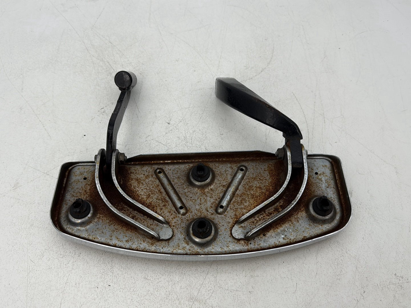 2007 - 2012 Harley-Davidson Touring Electra Glide Ultra Right Driver 1 Floorboard Foot Rest