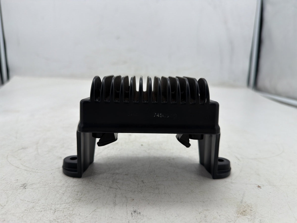 2010 Harley Street Glide Touring FLHX OEM Voltage Regulator Rectifier
