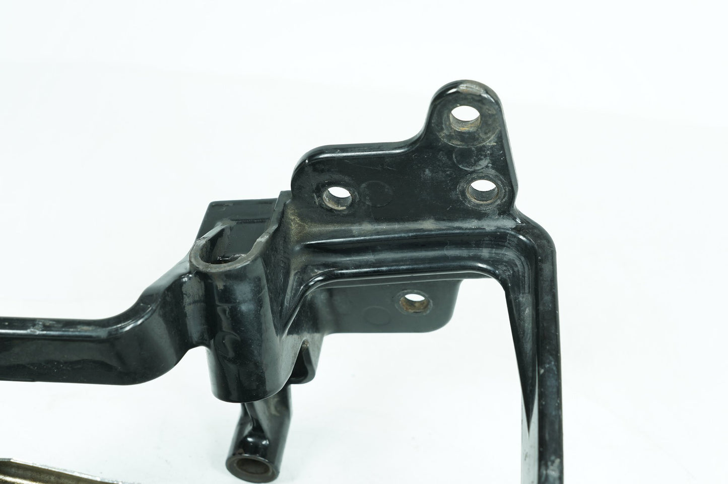 1999 - 2006 Harley-Davidson Softail Fat Boy Left Driver 1 Floorboard Foot Rest  	33630-00A