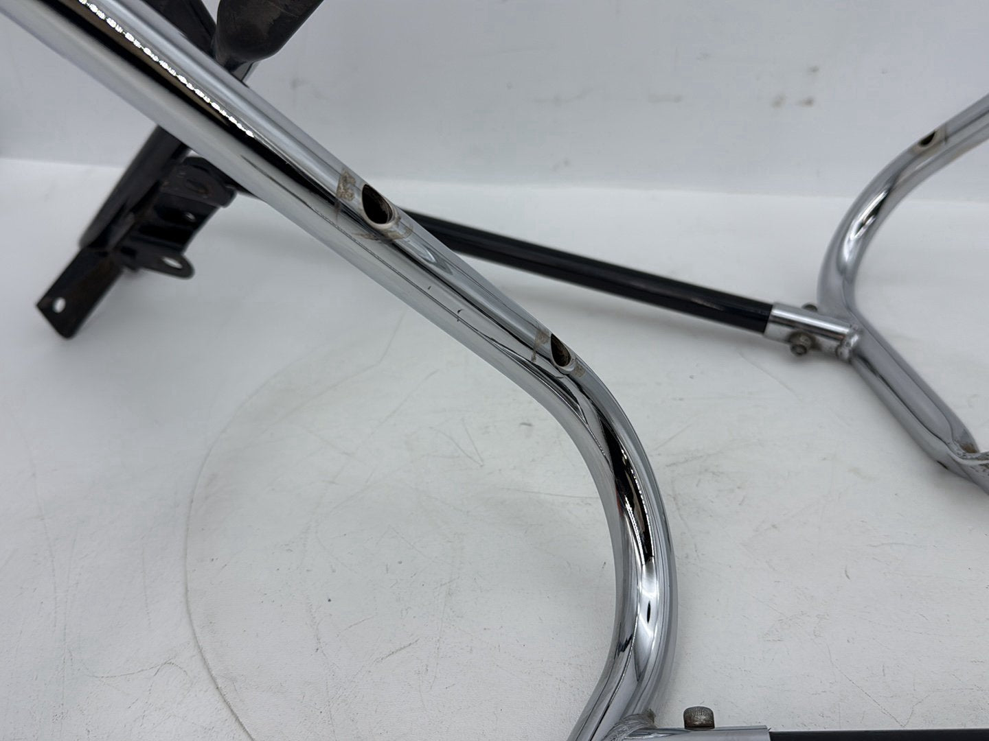 2007 - 2011 Harley-Davidson Touring Electra Glide Ultra Rear Left Right Saddlebag Guard Rails Bar 49193-09