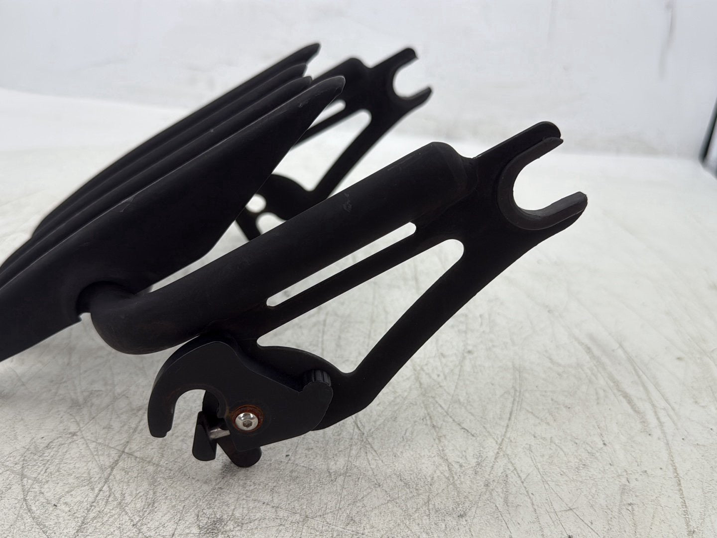 2016 Harley Road King Touring FLHR OEM Rear Back Luggage Rack Storage Baggage Bar