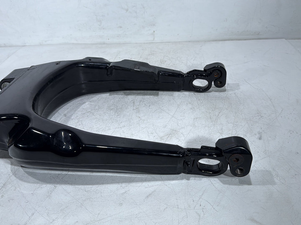 2010 Harley Street Glide Touring FLHX OEM Rear Fork Swingarm Swing Arm