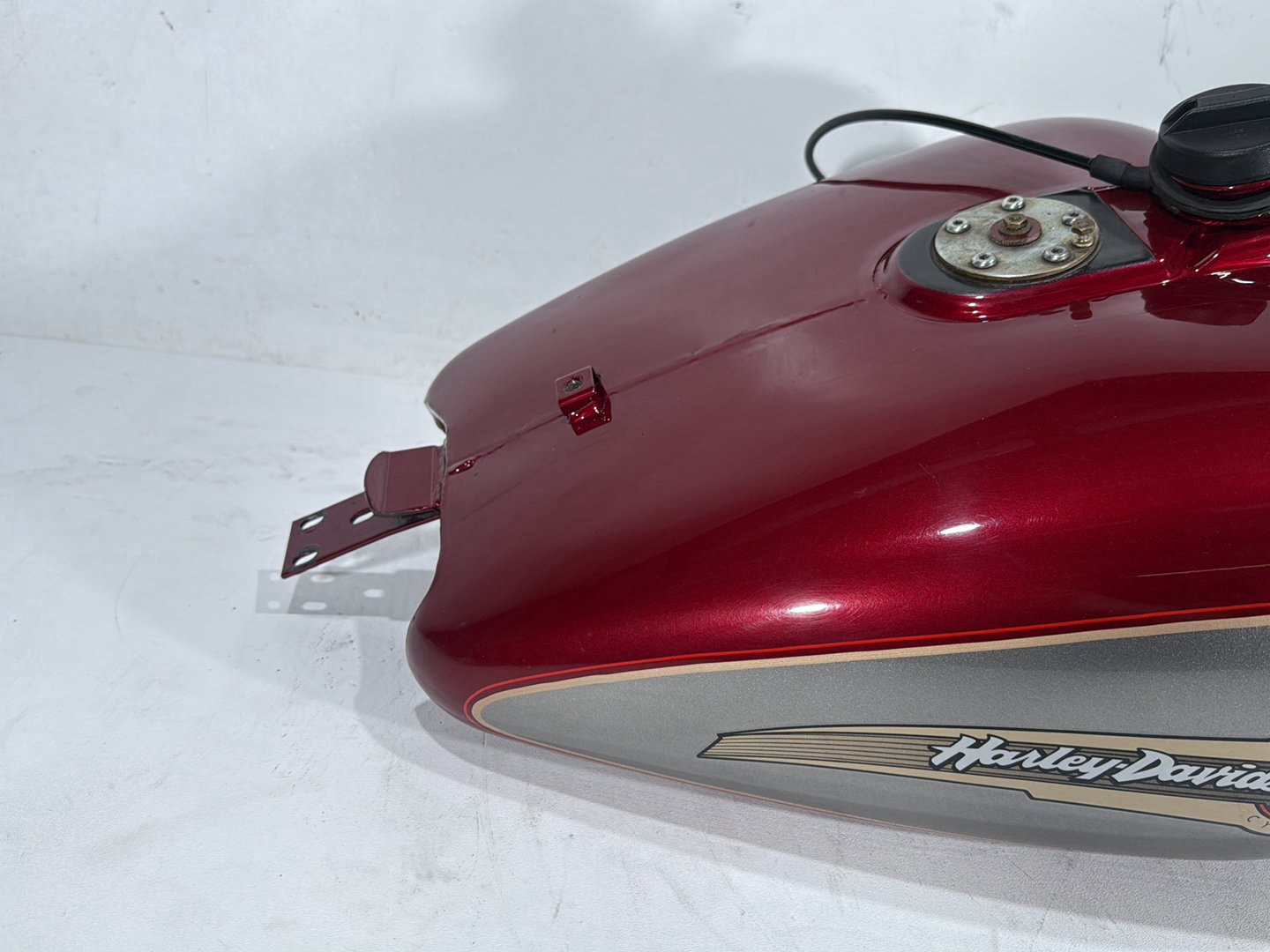 1996 Harley Electra Glide Touring FLHT OEM Fuel Gas Tank Gasoline Reservoir