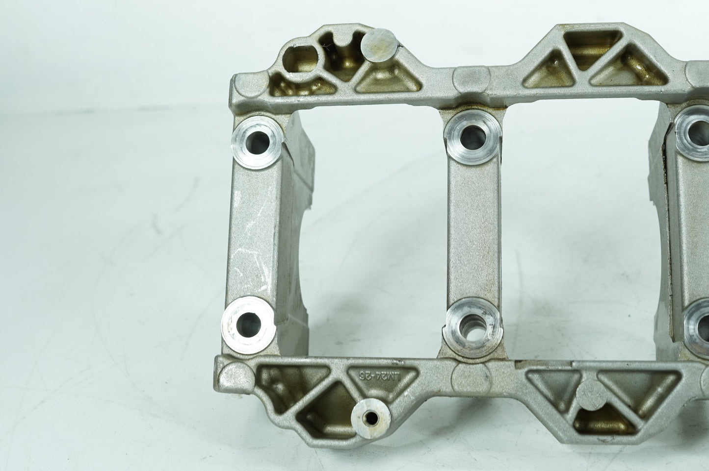 2013 - 2015 Jaguar XF  Crankshaft