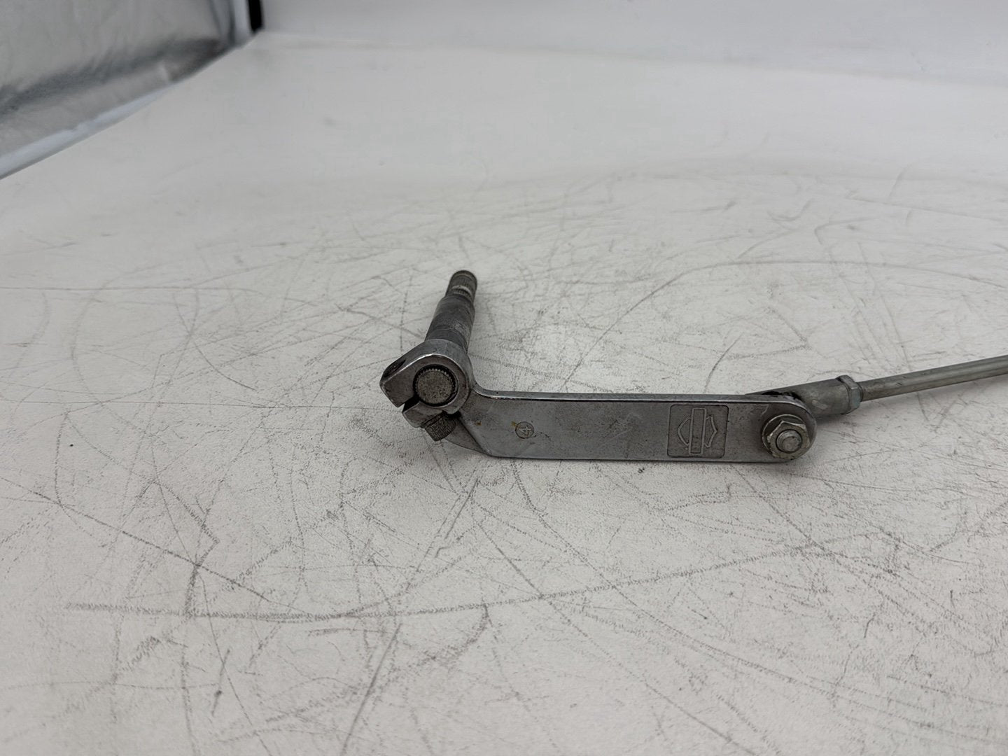 2004 Harley Touring FLHT Electra Glide OEM Gear Shifter Lever w/ Rod linkage