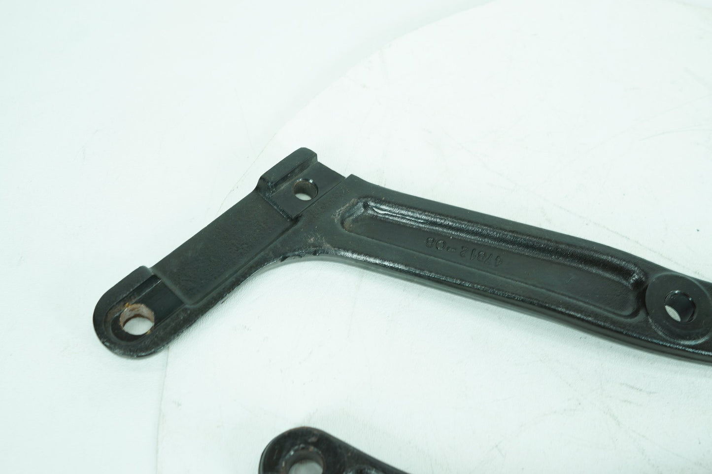 2000 - 2006 Harley-Davidson Softail Fat Boy Rear Left & Right Fender Support Bracket 47812-08