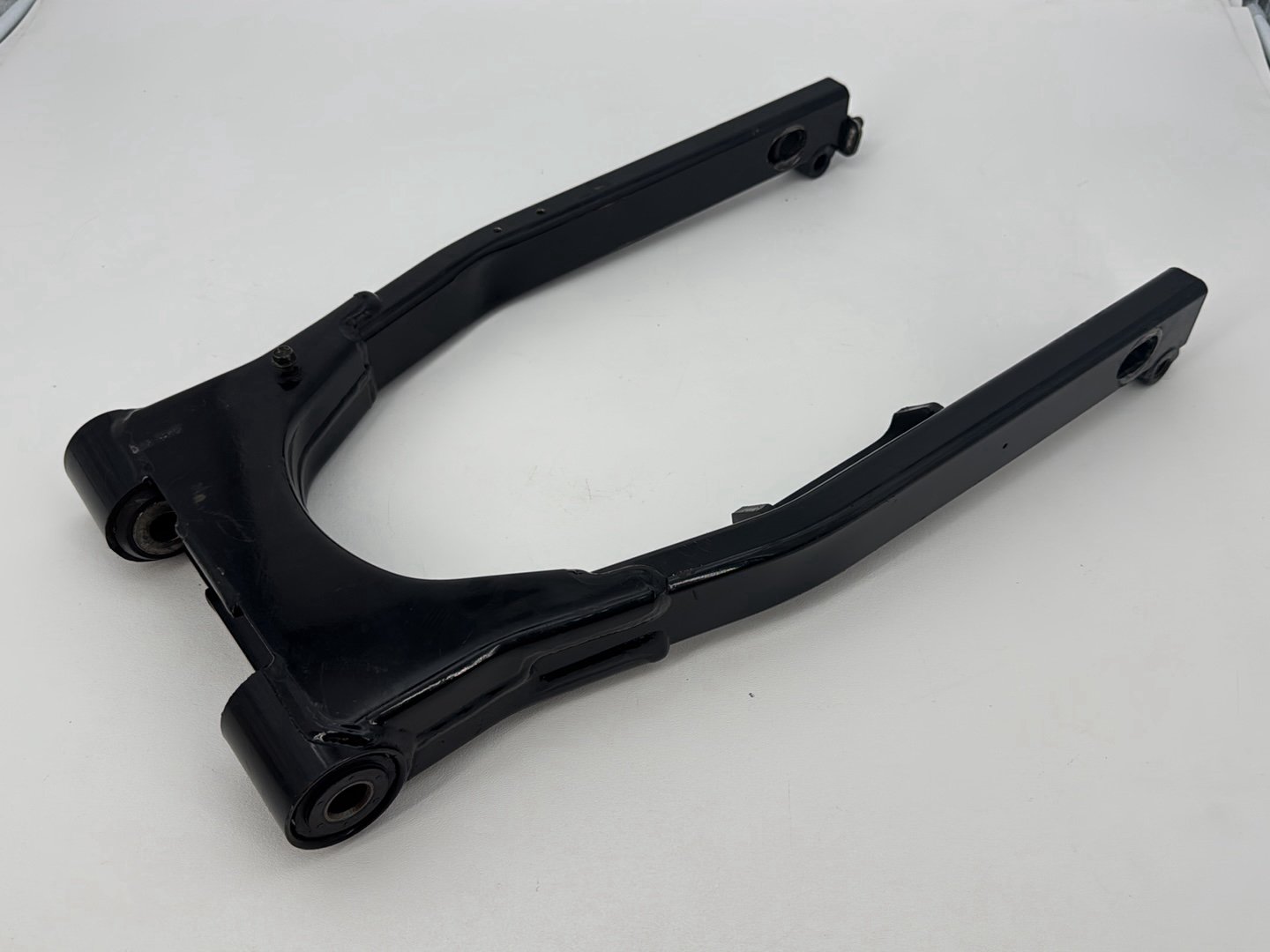 1999 - 2006 Harley-Davidson Touring Electra Glide Classic Rear Fork Swingarm Swing Arm 47549-00
