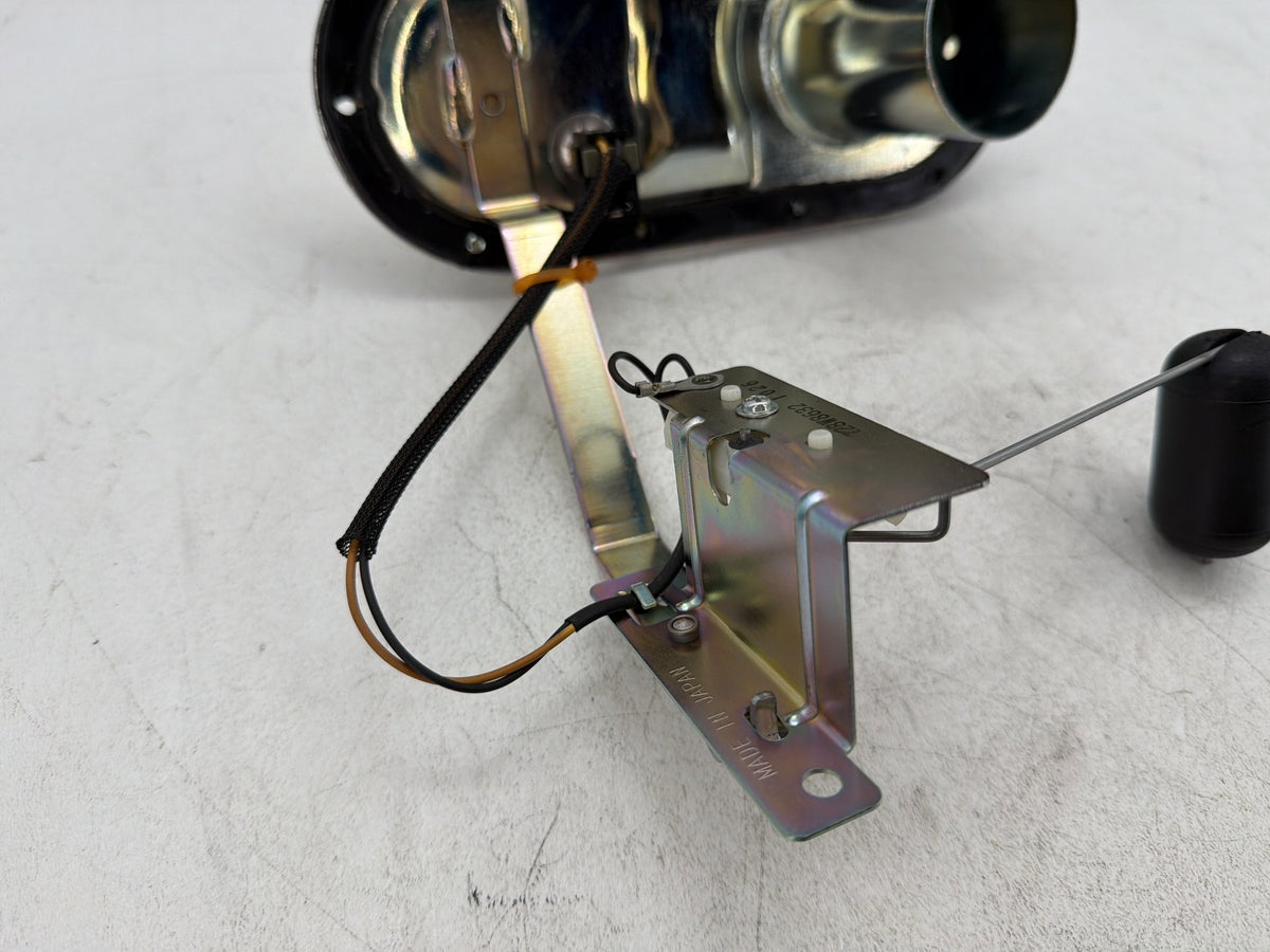 2006 Harley Street Glide Touring FLHX Fuel Pump Gas Gasoline Petrol Sending CARB