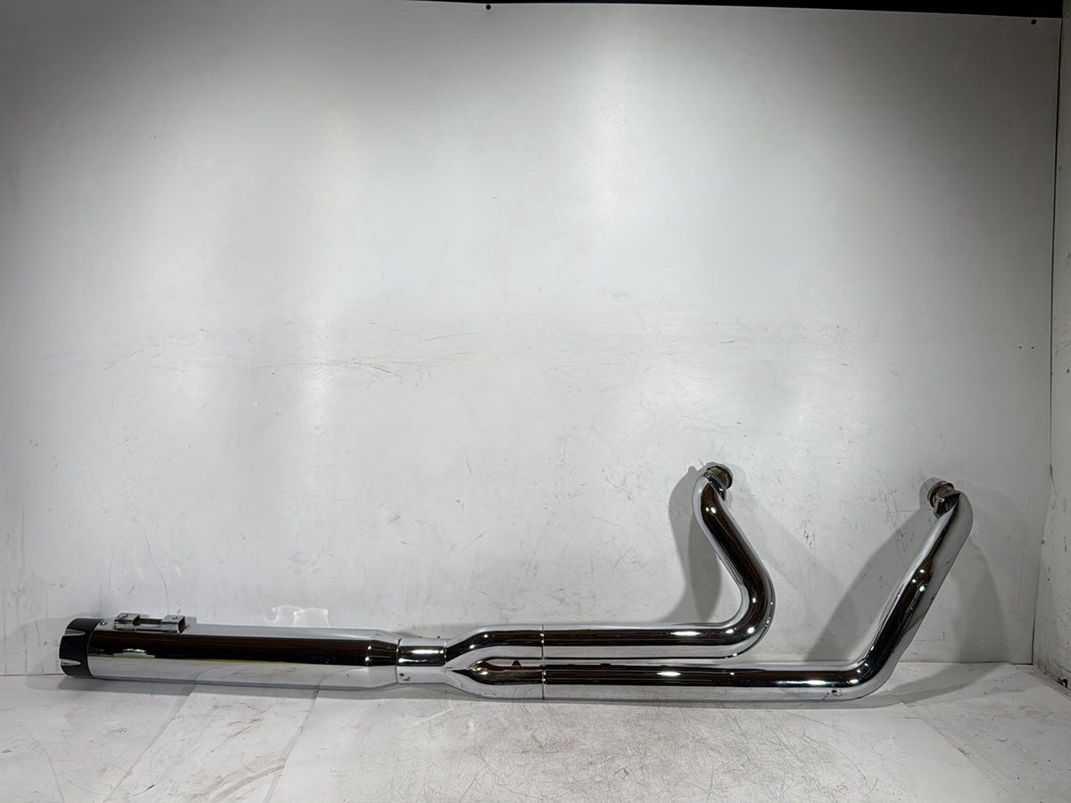 06 Harley Electra Glide Touring Ultra OEM Exhaust System Header Pipe w/ Muffler