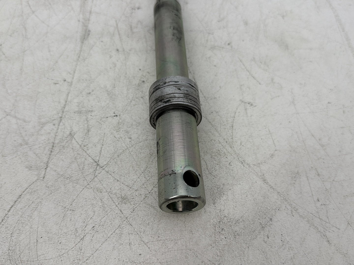 2008 Harley Sportster XL883L 883 Low OEM Front Wheel Axle Bolt Shaft 43895-08