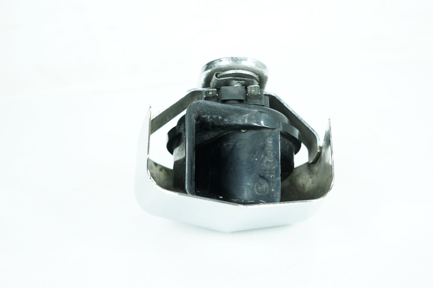 2012 Harley-Davidson Touring FLHX - Horn Signal Klaxon Chrome Cover PN: 69060-90F