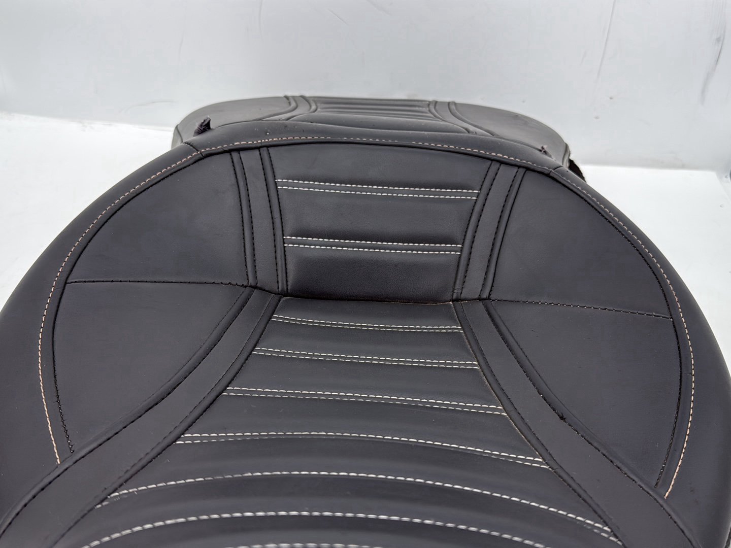 2008 Harley Electra Glide Touring Ultra FLHTCUI OEM Passenger Rider Driver Seat Saddle