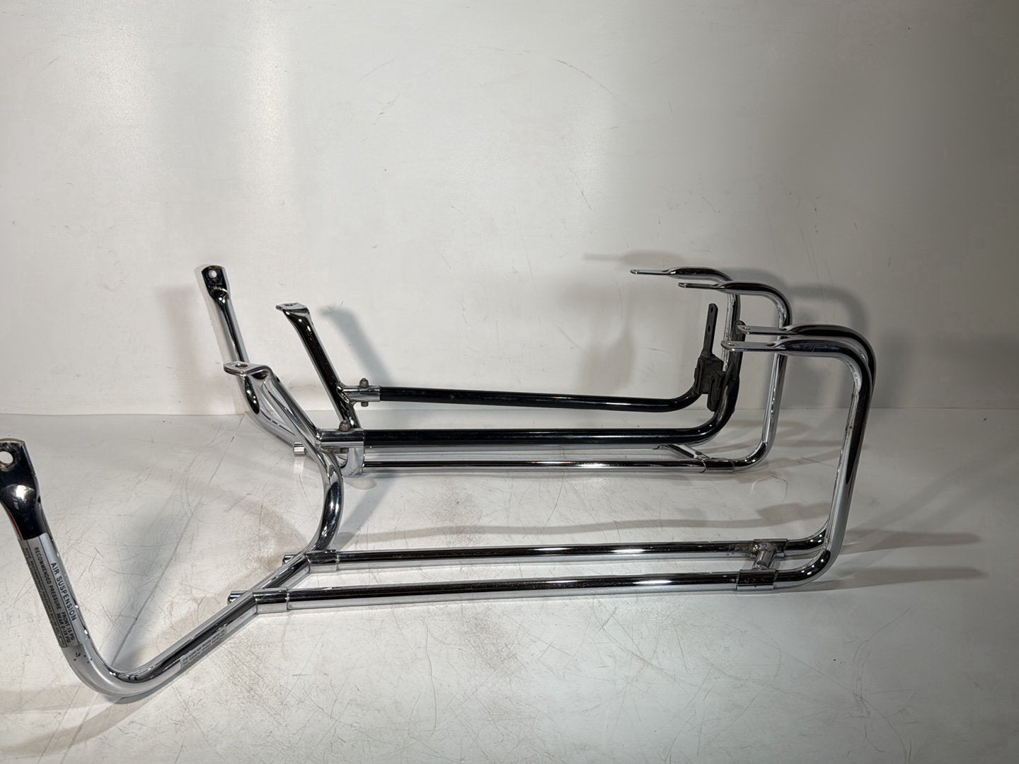 1984 - 1998 Harley-Davidson Touring Electra Glide Classic Rear Left Right Saddlebag Guard Rails Bar  	49193-93