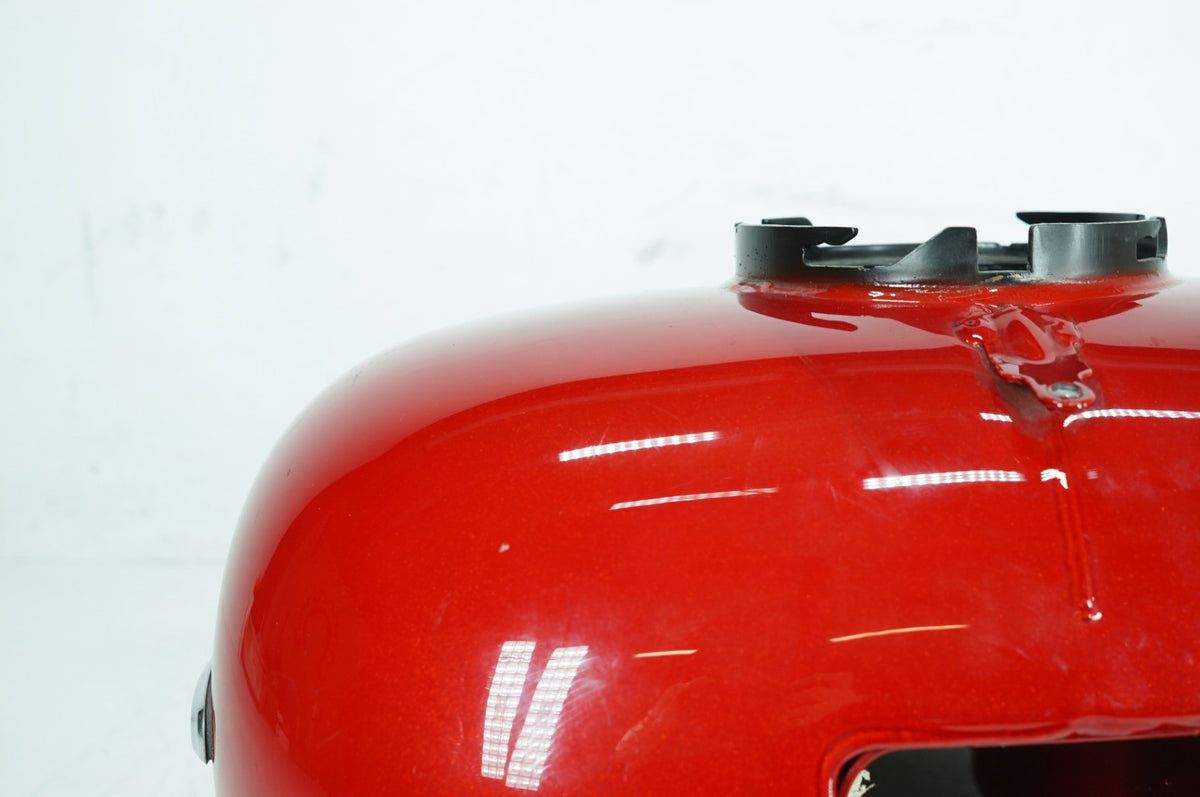 11 Harley Touring FLHTK Electra Glide Ultra OEM Gas Gasoline Fuel Tank Reservoir