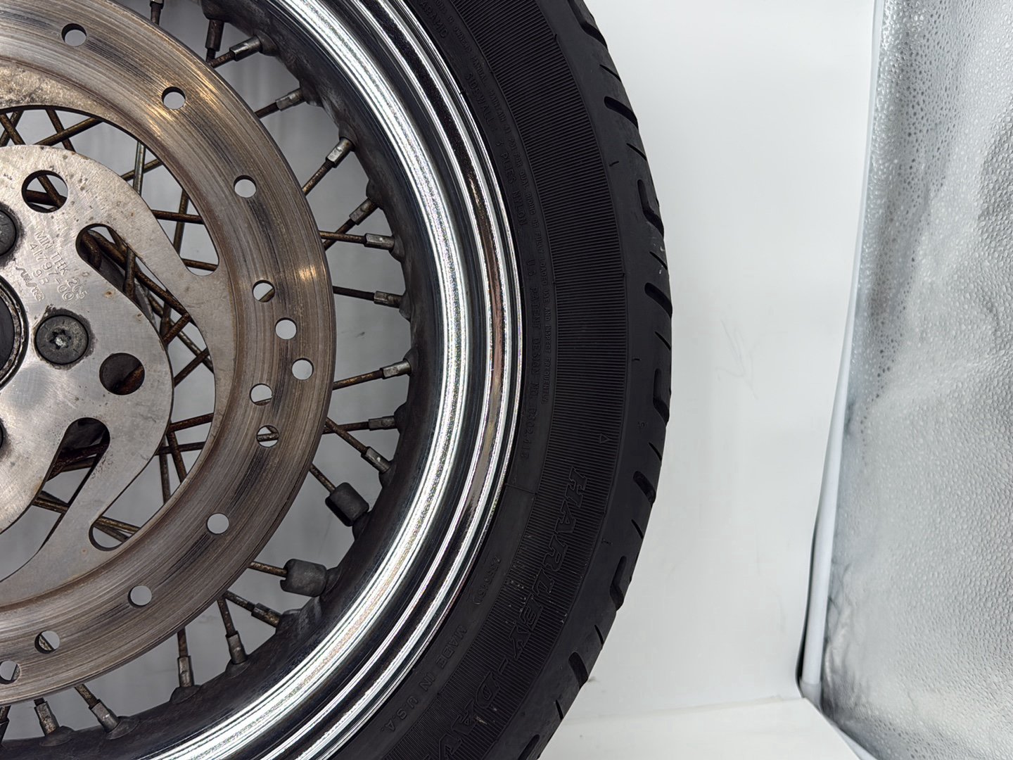 2007 - 2012 Harley-Davidson Dyna Super Glide Rear Wheel Rim Tire Spoked 40979-08