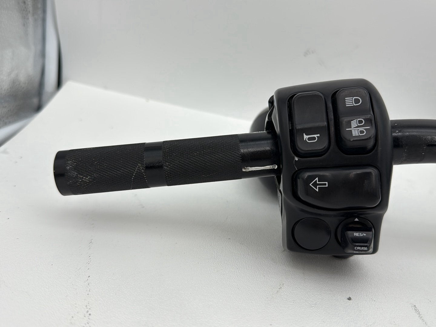 2019 - 2023 Harley-Davidson Touring Road King Special Handlebars Left Right Switches Controls 71500419 , 55800378