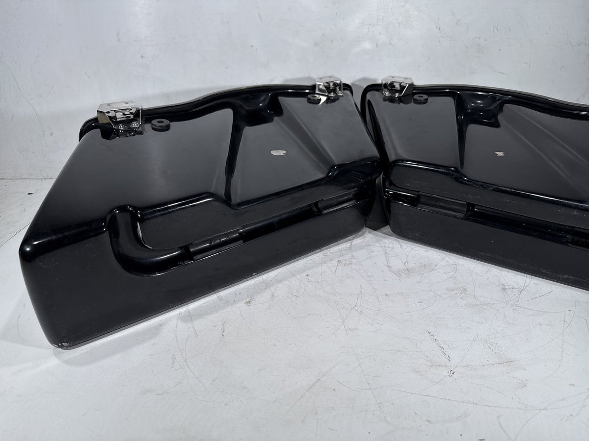 2002 Harley Electra Glide Touring FLHT OEM Left Right Saddlebags Luggage NOKey